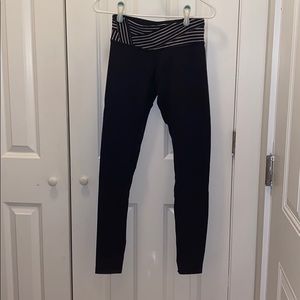 Black Lululemon leggings